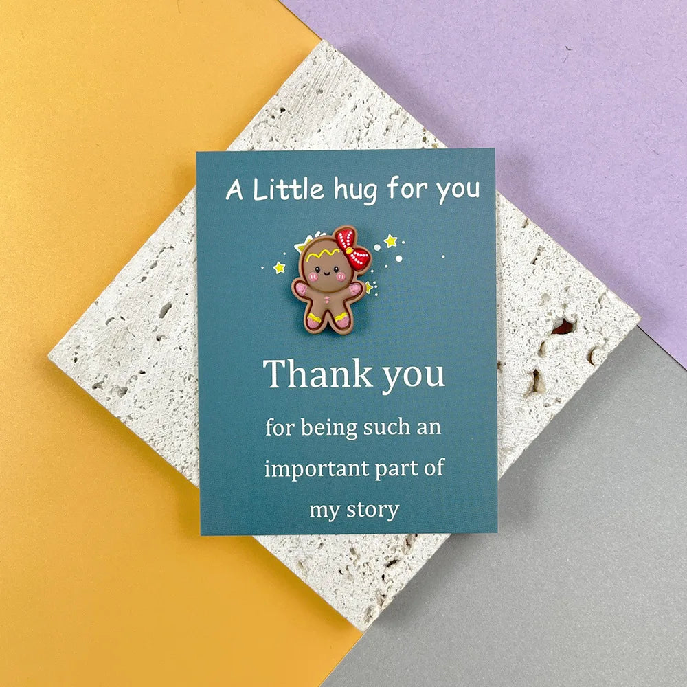 Christmas Cards with Charms | Mini Figürlü Kartlar – Noel’in Neşesini Taşıyan Zarif Detaylar